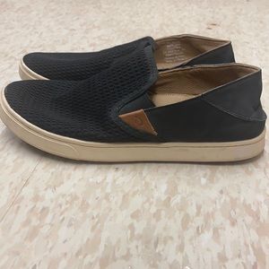 Olukai slipons